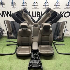 Kompletne wnętrze / tapicerka (fotele przednie, tylna kanapa, boczki drzwi, tunel środkowy) do BMW X3 (F25)