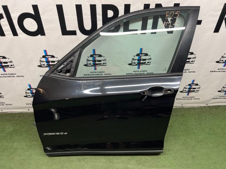 Двері передні ліві (код фарби: 475 Black Sapphire, під безключовий доступ Keyless / Comfort Access) для BMW X3 (F25)